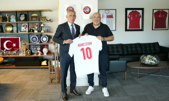 Fatih Mehmet Ceyhan'dan TFF Bakan Hacosmanolu'na Ziyaret