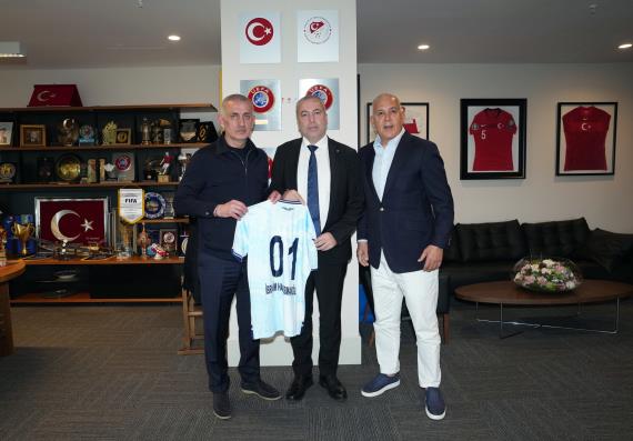 Orjinal boyutlar� i�in t�klay�n�z