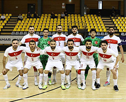 Futsal Mill� Tak�mlar�m�z�n Haz�rl�k Kamp� Aday Kadrosu A��kland�
