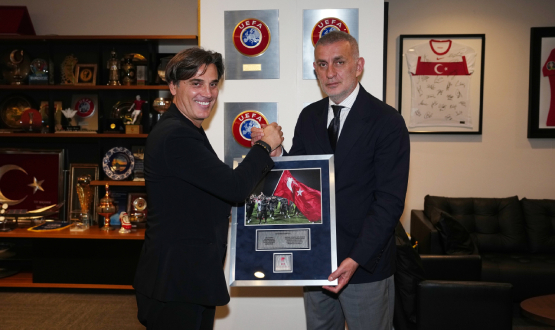 TFF Ba�kan� Hac�osmano�lu, Vincenzo Montella ile Bir Araya Geldi
