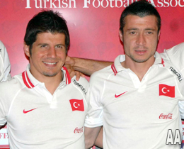 Emre ve Tmer kadrodan kartld