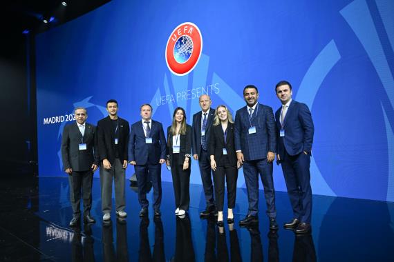 Orjinal boyutlar� i�in t�klay�n�z