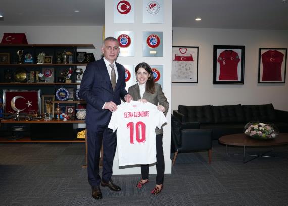 Orjinal boyutlar� i�in t�klay�n�z