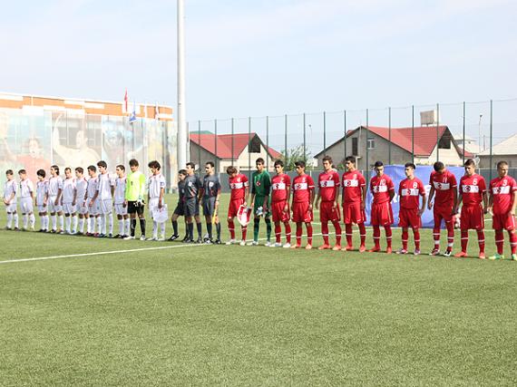 Orjinal boyutlar iin tklaynz