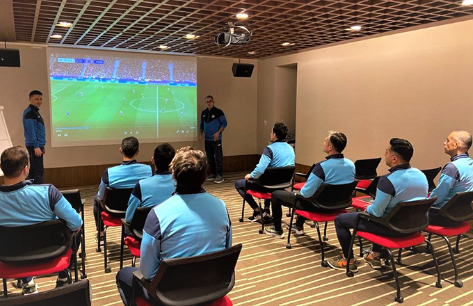 TFF VAR Eitim Danman Pawel Gil'in Ocak Ay VAR Kadrosu Eitimi Gerekleti