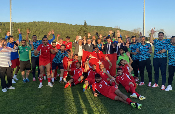 itme Engelliler Milli Takmmz, Deaflympics'e katlma hakk kazand
