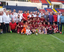 U17 Trkiye ampiyonu neglspor oldu