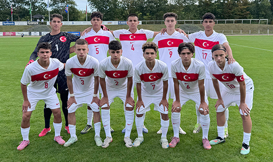 U16 Mill Takmmz, Portekiz Karsnda