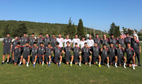 U18 Mill� Tak�m�m�z�n Haz�rl�k Kamp� �stanbul'da Ba�lad�
