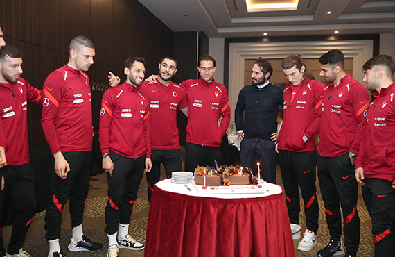 Mutlu Yllar Ozan Kabak!