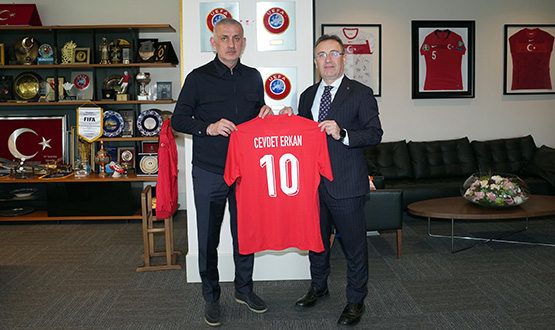 Cevdet Erkan, TFF Ba�kan� Hac�osmano�lu'nu Ziyaret Etti