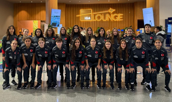 U19 Kadn Mill Takmmz, A Ligi'nde Fransa Karsnda