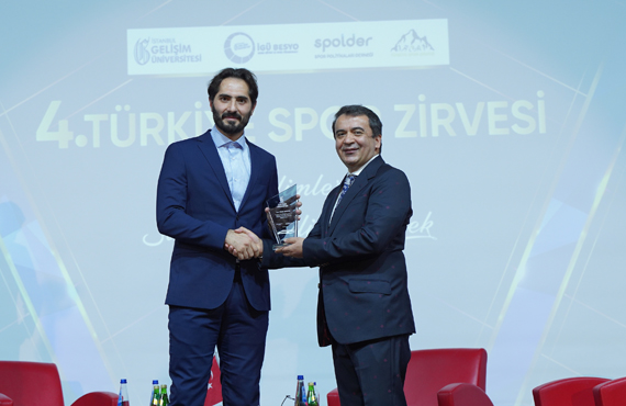 Altntop ve Kragas, 4. Türkiye Spor Zirvesi'ne katld