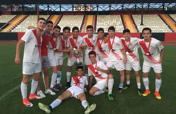 U16 Trkiye ampiyonu Samsun Kadkyspor oldu