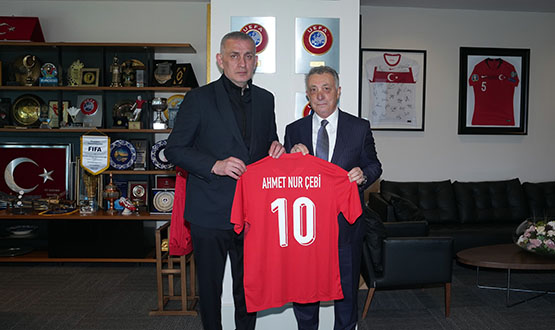 Ahmet Nur �ebi'den, TFF Ba�kan� Hac�osmano�lu'na Ziyaret