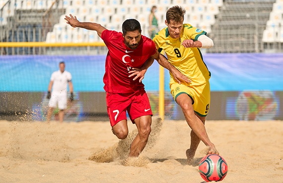 Plaj Futbolu Milli Takm Litvanya'ya 3-0 yenildi