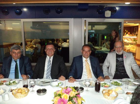 Orjinal boyutlar iin tklaynz