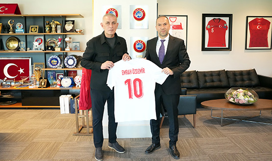 Emrah Özdemir'den TFF Bakan Hacosmanolu'na Ziyaret