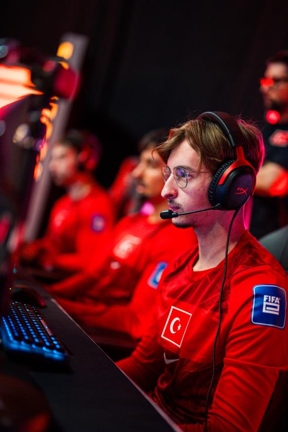 Orjinal boyutlar� i�in t�klay�n�z