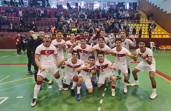 Futsal U19 Milli Takmmz, Karada' 4-1 malup etti