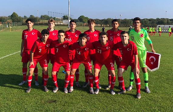 U15s beat China: 2-0