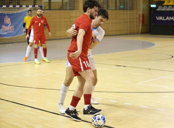 Orjinal boyutlar� i�in t�klay�n�z