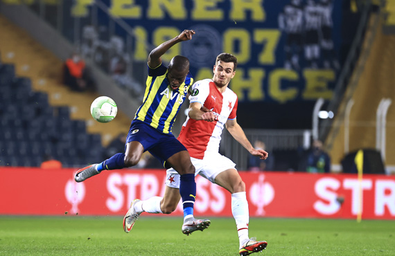 Fenerbahçe 2-3 Slavia Prag