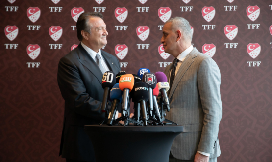 TFF Bakan Hacosmanolu ve Beikta Bakan Arat, Riva'da Bir Araya Geldi