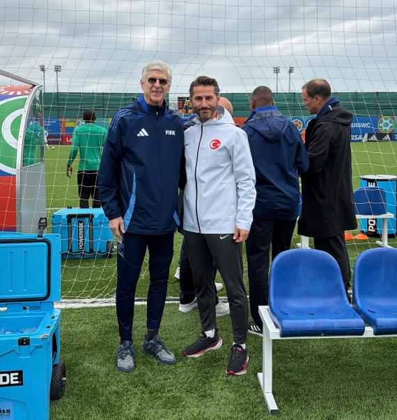 Orjinal boyutlar� i�in t�klay�n�z