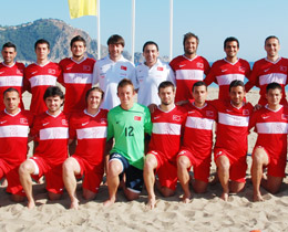 Beach Soccer National Team beat Germany: 6-3