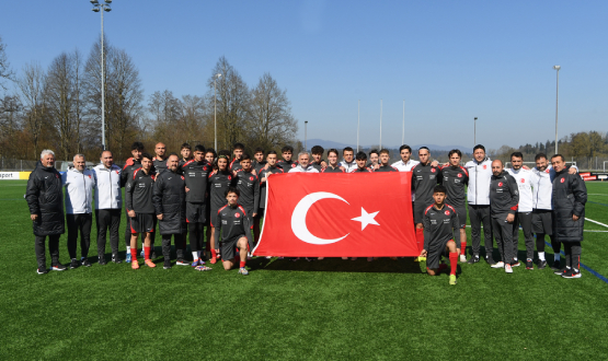 Gen Mill Takmlarmz, anakkale Zaferi'nin 110. Ylnda ehitlerimizi And