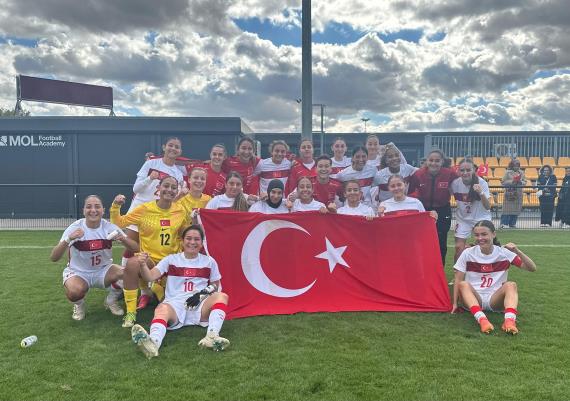 Orjinal boyutlar� i�in t�klay�n�z