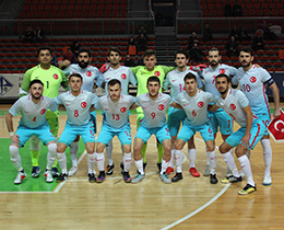 Futsal Milli Takmnn Trkmenistan malar aday kadrosu akland
