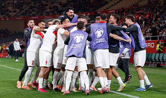 Millî Takmlarmz Kasm Aynda Göz Kamatrd