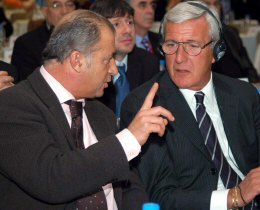 Lippi, Terimin sorularn yantlad