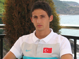 Konyada bir "Futbol Star": Ali Dere