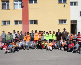 Sivas Yunus Emre lkretim lkokulu HiF Turnuvas balad