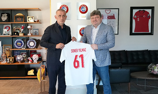 Soner Ylmaz, TFF Bakan Hacosmanolu'nu Ziyaret Etti