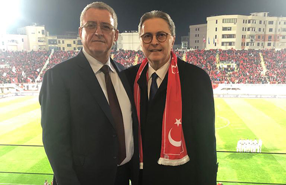 Arnavutluk-Trkiye resmi ma yemei dzenlendi