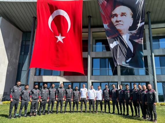 Orjinal boyutlar iin tklaynz