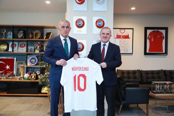 Orjinal boyutlar iin tklaynz