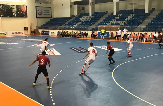 Futsal U19 Milli Takm, Karada' 5-1 yendi