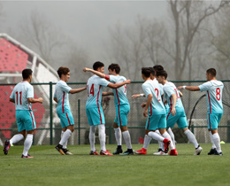 U16s beat Georgia: 4-0