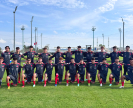 U16 Mill� Tak�m�m�z, �svi�re Kar��s�nda