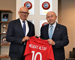 Netatan Nihat zdemire ziyaret