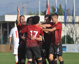 U18 Milliler, Karada 2-1 malup etti