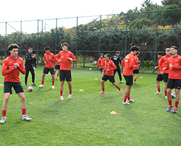 U17 Mill Takmmz, Eleme Turu Hazrlklarnn stanbul Etabn Tamamlad