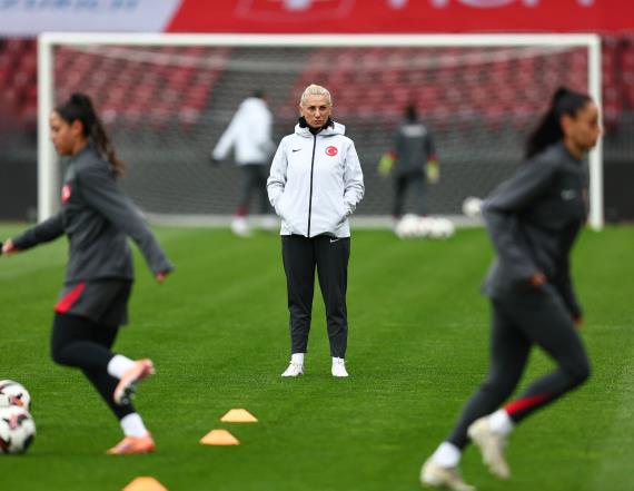 Orjinal boyutlar� i�in t�klay�n�z