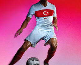 TFF ve Nike, Türkiye Milli Takmlarnn Yeni Formasn Tantt