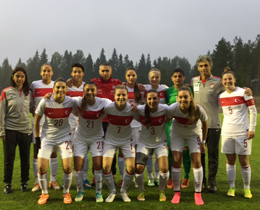Kadn U19 Milli Takm, Polonyaya 4-0 malup oldu